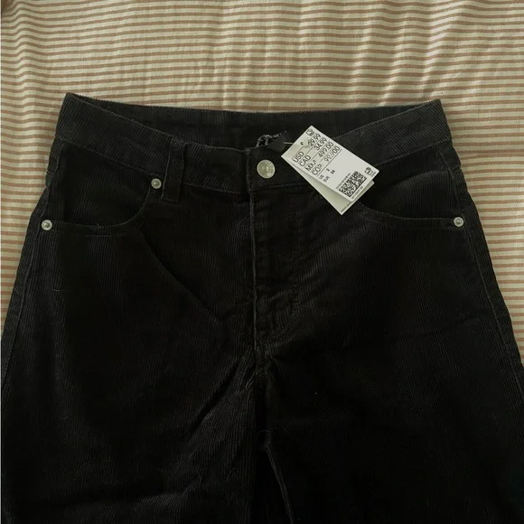 H&M Wide-Leg Corduroy Pants - Picture 5 of 5